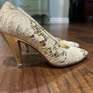 Escada Cream and Gold‎ Lace Heels